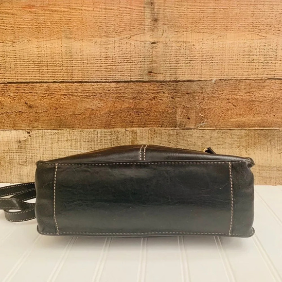 Fossil leather purse  - Picture 3 of 8